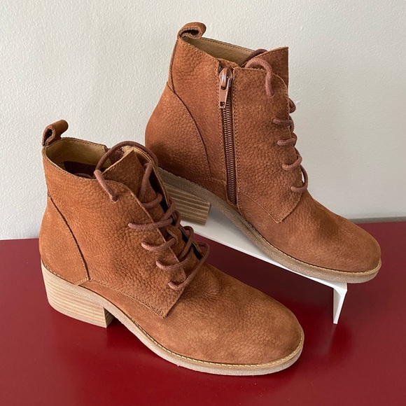 Lucky Brand Tamela Ankle Boots - Picture 3 of 6